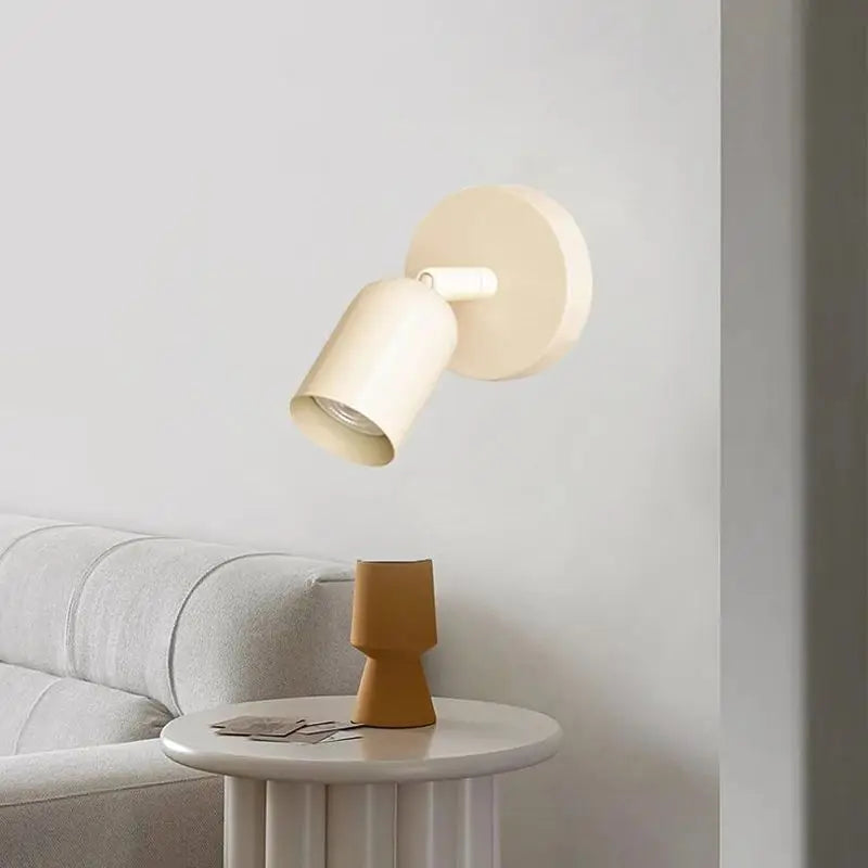 Colour accent wall bedside lamp - Noctive Home