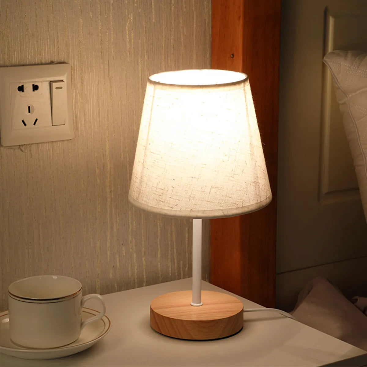 Original wooden bedside lamp - Noctive Home