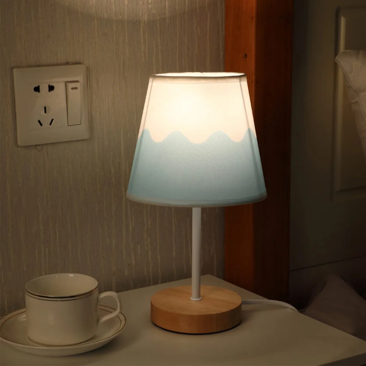 Original wooden bedside lamp - Noctive Home